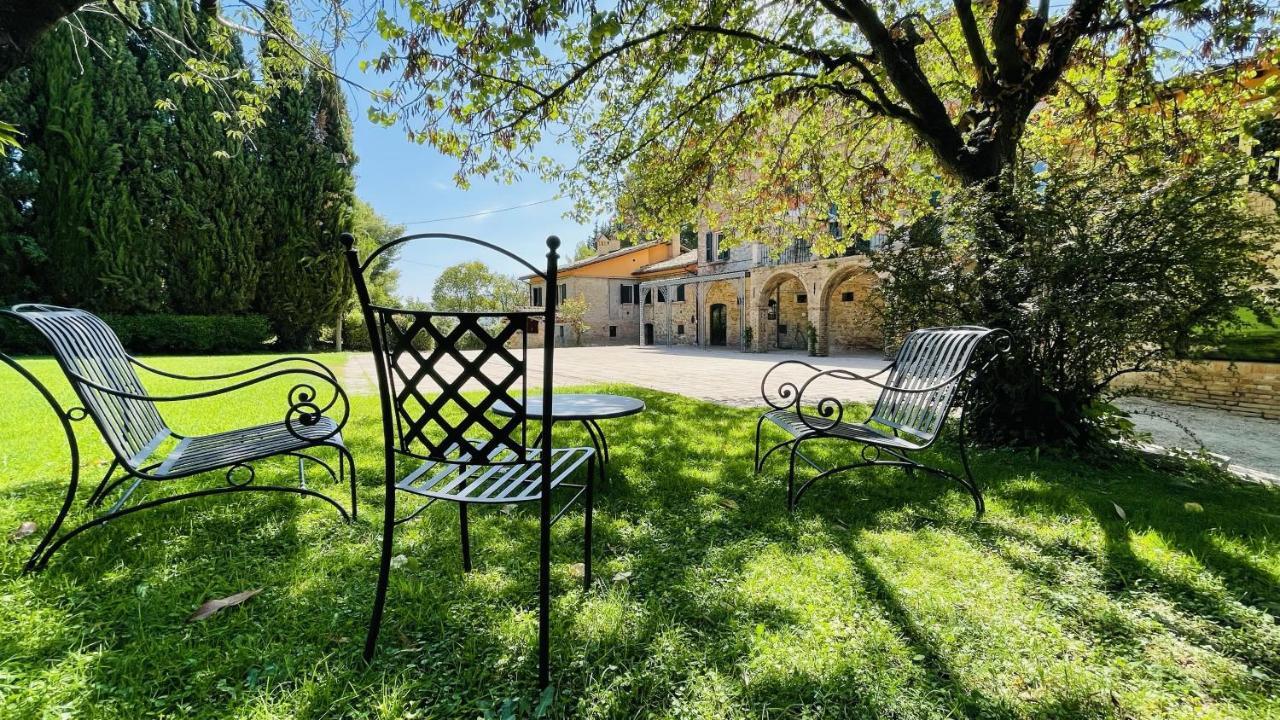 B&B Villa Dei Priori Monsampolo Del Tronto Exterior foto
