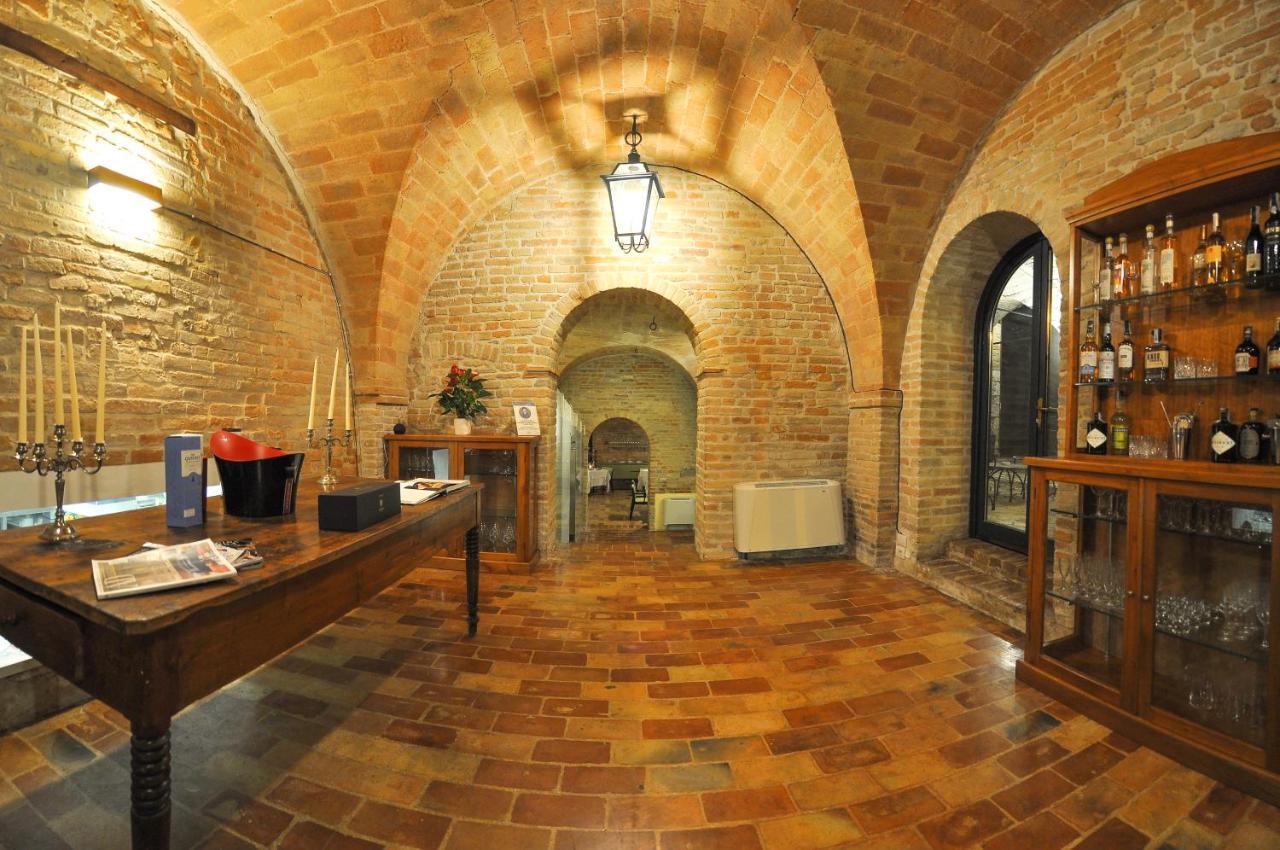 B&B Villa Dei Priori Monsampolo Del Tronto Exterior foto